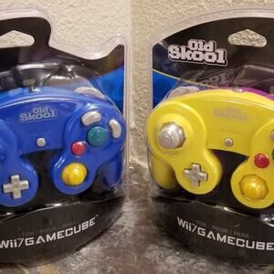 2 Gamecube Controllers - Blue & Yellow (NEW) - Nintendo - Old Skool